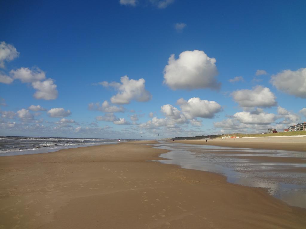 Apartments Four Seasons Voorstraat Egmond aan Zee Pokoj fotografie